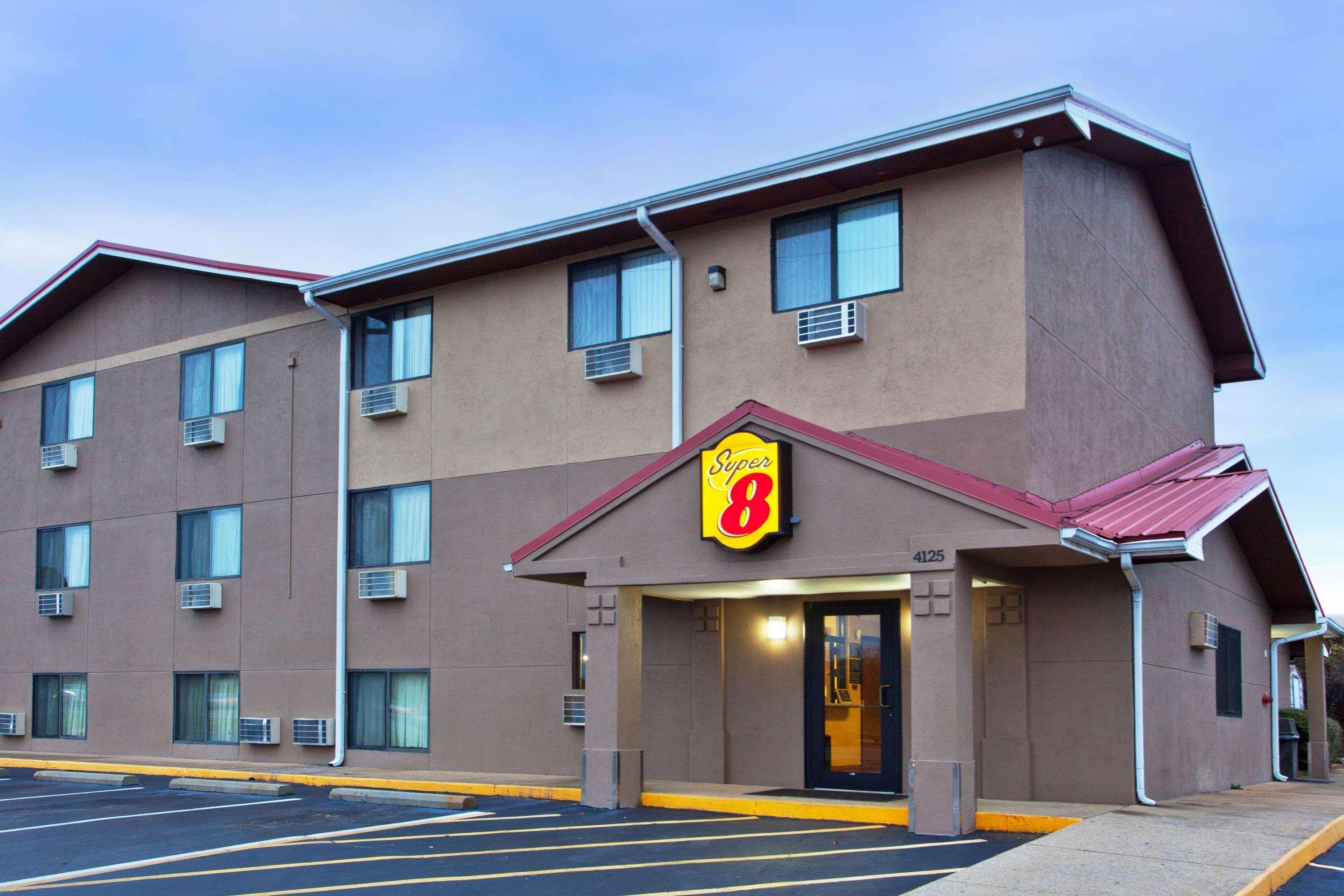 Super 8 By Wyndham